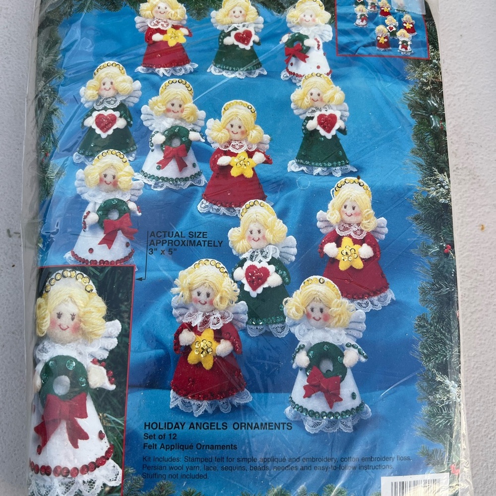 Bucilla 1994 Holiday Angels Ornaments Set